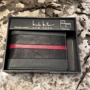 NWT men’s wallet